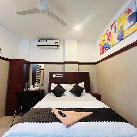Rio Rooms Medical College Kozhikode Buitenkant foto